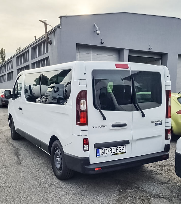 Berob Busy Galeria 09 Berob - Busy na wynajem Renault Trafic III